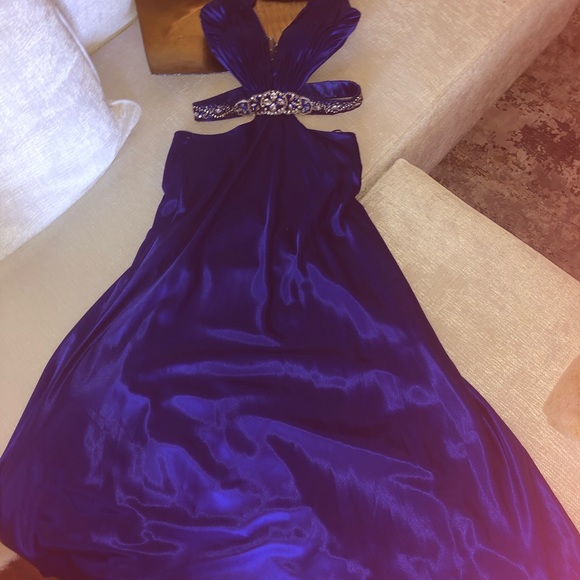 Aspeed Royal Blue Prom Stunner - Picture 2 of 8
